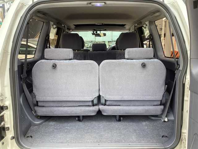 トヨタ ランドクルーザー プラド TX－LTD ワイド 京都府 2001(平13)年 17.8万km ホワイト/シルバーM ワンオーナー/3.0Ｌディーゼルターボ４ＷＤ/電動サンルーフ/ルーフレール/寒冷地仕様/　 ２バッテリー/リアヒーター/社外ルーフキャリア/背面タイヤ/ＲＡＹＳ16インチアルミ/社外メモリーナビ/　 CD DVD BT SD フルセグＴＶ/ETC/サイドステップ/社外ＬＥＤヘッドライト/社外ＬＥＤフォグ/キーレスエントリー/アクティブＴＲＣ/マルチインフォメーション/アイドルＵＰ/スペアキー/新車保証書/取扱説明書