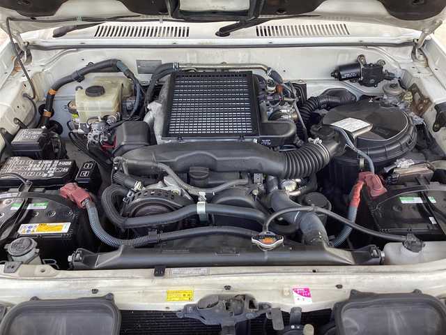 トヨタ ランドクルーザー プラド TX－LTD ワイド 京都府 2001(平13)年 17.8万km ホワイト/シルバーM ワンオーナー/3.0Ｌディーゼルターボ４ＷＤ/電動サンルーフ/ルーフレール/寒冷地仕様/　 ２バッテリー/リアヒーター/社外ルーフキャリア/背面タイヤ/ＲＡＹＳ16インチアルミ/社外メモリーナビ/　 CD DVD BT SD フルセグＴＶ/ETC/サイドステップ/社外ＬＥＤヘッドライト/社外ＬＥＤフォグ/キーレスエントリー/アクティブＴＲＣ/マルチインフォメーション/アイドルＵＰ/スペアキー/新車保証書/取扱説明書