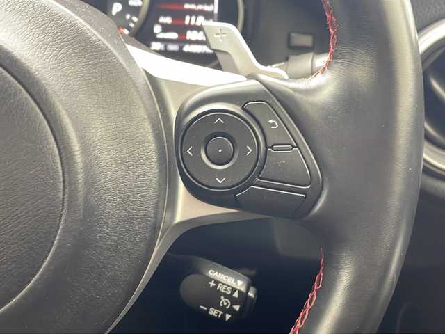 トヨタ ８６ GT 沖縄県 2019(令1)年 4.4万km クリスタルブラックシリカ 純正SDナビ【NSZT-W68T】/　CD/DVD/Bluetooth/フルセグ/バックカメラ/ETC/ドライブレコーダー/クルーズコントロール/LEDヘッドライト/オートライト/純正17インチAW/純正フロアマット/プッシュスタート/スマートキー/保証書