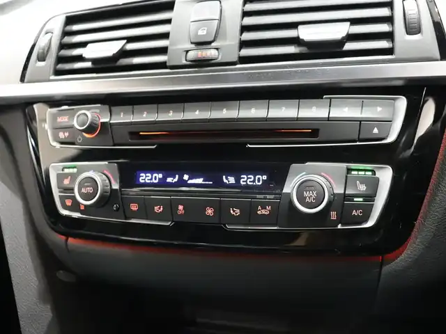 ＢＭＷ ３２０ｄ Mスポーツ エディションシャドー 静岡県 2018(平30)年 4.5万km アルピンホワイトⅢ 純正ナビ/ダコタブラックレザーシート/インナーブラックLEDヘッドライト/ACC/LKA/BSM/衝突軽減ブレーキ/前席シートヒーター/ドラレコ/バックカメラ/パドルシフト/メモリーシート
