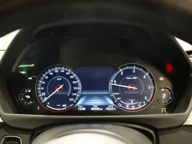 ＢＭＷ ３２０ｄ Mスポーツ エディションシャドー 静岡県 2018(平30)年 4.5万km アルピンホワイトⅢ 純正ナビ/ダコタブラックレザーシート/インナーブラックLEDヘッドライト/ACC/LKA/BSM/衝突軽減ブレーキ/前席シートヒーター/ドラレコ/バックカメラ/パドルシフト/メモリーシート