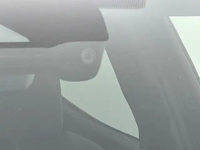 トヨタ ヤリス ハイブリッド Z 群馬県 2023(令5)年 6万km ブラック 純正７インチディスプレイオーディオ　バックカメラ　レーダークルーズコントロール　シートヒーター　ＥＴＣ２．０　ステアリングリモコン　ステアリングヒーター　スマートキー　プッシュスタート　禁煙車
