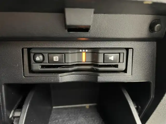 トヨタ アルファード S Cパッケージ 鹿児島県 2020(令2)年 5.6万km ホワイトパールクリスタルシャイン 禁煙車/純正ナビ/バックカメラ/トヨタセーフティセンス/・プリクラッシュセーフティ/・レーントレーシングアシスト/・レーダークルーズコントロール(全車速追従機能付)/・オートマチックハイビーム/・インテリジェントクリアランスソナー/両側パワースライドドア/ETC/オートライト/運転席メモリー機能付きパワーシート/前席シートヒーター/前席シートベンチレーション/純正フロアマット