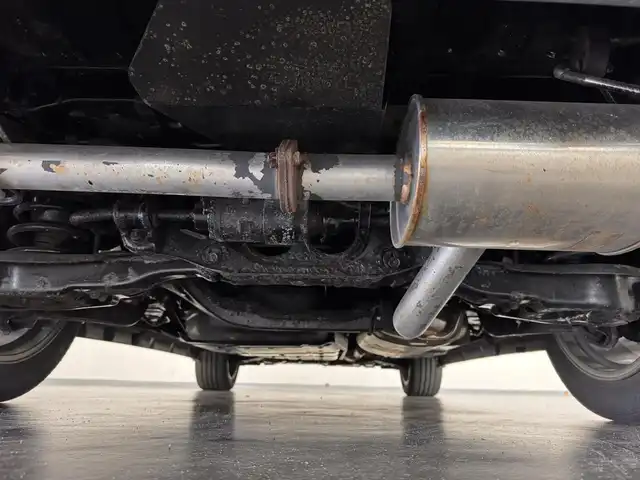 レクサス ＲＸ 450h Fスポーツ 三重県 2018(平30)年 6.1万km ホワイトノーヴァガラスフレーク ハイブリッド/FF/MTモード付フロアCVT/12.3インチナビ（AM/FM/CD/DVD/Blu-ray/SDREC/SD/USB/Bluetooth/AUX/TV）/パノラミックビューモニター/マークレビンソン プレミアムサラウンドサウンドシステム/TRDエアロ（F/S/R下）/ETC2.0/LEXUS Safety System＋/●プリクラッシュセーフティ/●レーンキーピングアシスト/●レーダークルコン（全車速追従機能付）/●アダプティブハイビームシステム/・ブラインドスポットモニター＆リヤクロストラフィックアラート・オートブレーキ/・先行車発進告知機能/など/装備/・セミアニリン本革シート（黒）/・電動ランバーサポート付10wayパワーシート（Dメモリー付/N）/・シートヒーター＆ベンチレーション（D/N）/・ステアリングヒーター/・ハンズフリーパワーバックドア/・AC100Vコンセント（100W）/・カラーヘッドアップディスプレイ/・3眼フルLEDヘッドランプ/・パドルシフト/・左右独立オートエアコン/・電動チルト&テレスコピックステアリング/・ステアリングスイッチ/・純正20inAW/・スマートキーx1/・保/取/ナビ取/など