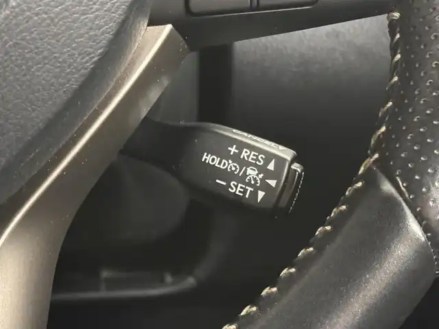 レクサス ＲＸ 450h Fスポーツ 三重県 2018(平30)年 6.1万km ホワイトノーヴァガラスフレーク ハイブリッド/FF/MTモード付フロアCVT/12.3インチナビ（AM/FM/CD/DVD/Blu-ray/SDREC/SD/USB/Bluetooth/AUX/TV）/パノラミックビューモニター/マークレビンソン プレミアムサラウンドサウンドシステム/TRDエアロ（F/S/R下）/ETC2.0/LEXUS Safety System＋/●プリクラッシュセーフティ/●レーンキーピングアシスト/●レーダークルコン（全車速追従機能付）/●アダプティブハイビームシステム/・ブラインドスポットモニター＆リヤクロストラフィックアラート・オートブレーキ/・先行車発進告知機能/など/装備/・セミアニリン本革シート（黒）/・電動ランバーサポート付10wayパワーシート（Dメモリー付/N）/・シートヒーター＆ベンチレーション（D/N）/・ステアリングヒーター/・ハンズフリーパワーバックドア/・AC100Vコンセント（100W）/・カラーヘッドアップディスプレイ/・3眼フルLEDヘッドランプ/・パドルシフト/・左右独立オートエアコン/・電動チルト&テレスコピックステアリング/・ステアリングスイッチ/・純正20inAW/・スマートキーx1/・保/取/ナビ取/など