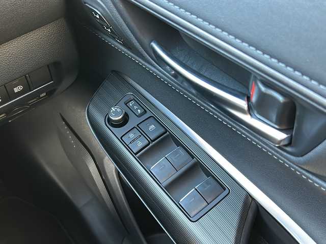 トヨタ ハリアー ハイブリッド Z レザーパッケージ 広島県 2024(令6)年 1.1万km プレシャスブラックパール 後期型/禁煙車/モデリスタエアロ（F/S/R）/モデリスタシグネチャーイルミグリル/トヨタセーフティセンス/・プリクラッシュセーフティ/・レーンディパーチャーアラート/・LTA/・先行車発進告知/・RSA/・レーダークルーズコントロール/クリアランスソナー/HUD/BSM/デジタルインナーミラー/JBLプレミアムサウンド/純正12.3インチナビ/・フルセグ/Bluetooth/USB/パノラミックビューモニター/ステアリングヒーター/革巻きステアリング/ステアリングスイッチ/黒革シート/シートヒーター/ベンチレーション/パワーシート/シートメモリー/LEDヘッドライト/ETC2.0/AC100V1500W電源（トランク）/純正ドアバイザー/純正フロアマット/純正19インチアルミホイール/W+サイド+カーテンエアバック