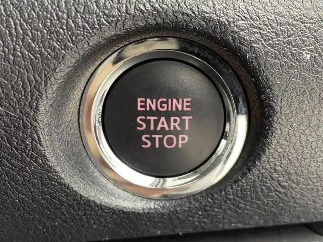 トヨタ シエンタ G クエロ 大阪府 2019(令1)年 4.6万km ブラックマイカ トヨタセーフティセンス/　・衝突軽減ブレーキ/　・車線逸脱警報/　・クリアランスソナー/　・先行車発進告知機能/純正ナビ/　Bluetooth/USB/CD/DVD/AM/FM/フルセグ/バックカメラ/両側パワースライドドア/LEDオートライト/フォグランプ/オートマチックハイビーム/ETC/アイドリングストップ/ウィンカーミラー/フロアマット/純正ドアバイザー/全席シートカバー付