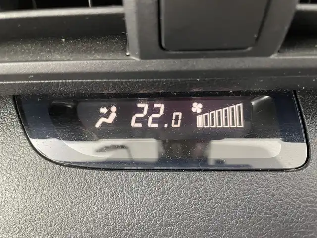 トヨタ シエンタ G クエロ 大阪府 2019(令1)年 4.6万km ブラックマイカ トヨタセーフティセンス/　・衝突軽減ブレーキ/　・車線逸脱警報/　・クリアランスソナー/　・先行車発進告知機能/純正ナビ/　Bluetooth/USB/CD/DVD/AM/FM/フルセグ/バックカメラ/両側パワースライドドア/LEDオートライト/フォグランプ/オートマチックハイビーム/ETC/アイドリングストップ/ウィンカーミラー/フロアマット/純正ドアバイザー/全席シートカバー付