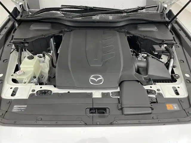 マツダ ＣＸ－６０ 25S Lパッケージ 滋賀県 2023(令5)年 1万km ロジウムホワイトプレミアムメタリック 純正12.3インチナビ/・FM/AM/・Bluetooth/・フルセグTV/・HDMI/・USB/全方位カメラ/電動パーキングブレーキ/オートホールドブレーキ/前席パワーシート/前席シートヒーター/追従クルーズコントロール/前後コーナーセンサー/ステアリングスイッチ/オートハイビーム/ステアリングヒーター/革巻きステアリング/ダウンヒルアシスト/パワーバックドア