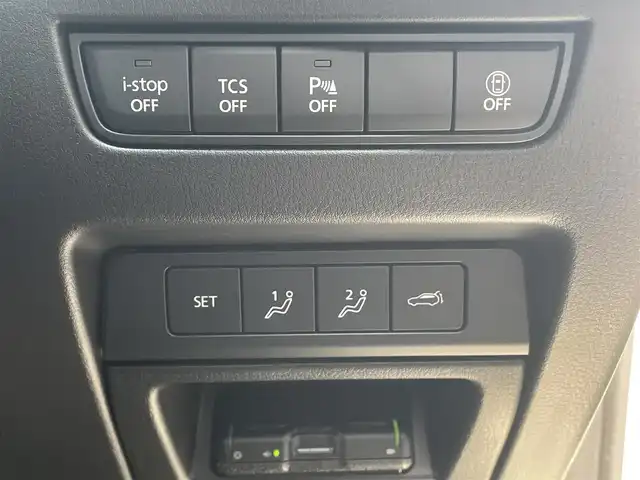 マツダ ＣＸ－６０ 25S Lパッケージ 滋賀県 2023(令5)年 1万km ロジウムホワイトプレミアムメタリック 純正12.3インチナビ/・FM/AM/・Bluetooth/・フルセグTV/・HDMI/・USB/全方位カメラ/電動パーキングブレーキ/オートホールドブレーキ/前席パワーシート/前席シートヒーター/追従クルーズコントロール/前後コーナーセンサー/ステアリングスイッチ/オートハイビーム/ステアリングヒーター/革巻きステアリング/ダウンヒルアシスト/パワーバックドア