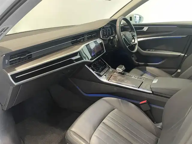 アウディ Ａ６ 55TFSIクワトロ デビューPKG 愛知県 2019(令1)年 5.1万km グレイシアホワイトメタリック アシスタンスＰＫＧ　/マトリクスＬＥＤ　/バーチャルコクピット　/ＭＭＩナビゲーション　/フルセグＴＶ　/３６０度カメラ　/ミラーリング/AppleCarPlay/AndroidAuto　/ＡＣＣ　/ＬＫＡ　/ＢＳＭ　/アンビエントライト　/ドライブレコーダー　/ＥＴＣ/メモリー付パワーシート/シートヒーター/パワーテールゲート/プッシュスタート/アイドリングストップ/ウィンカーミラー