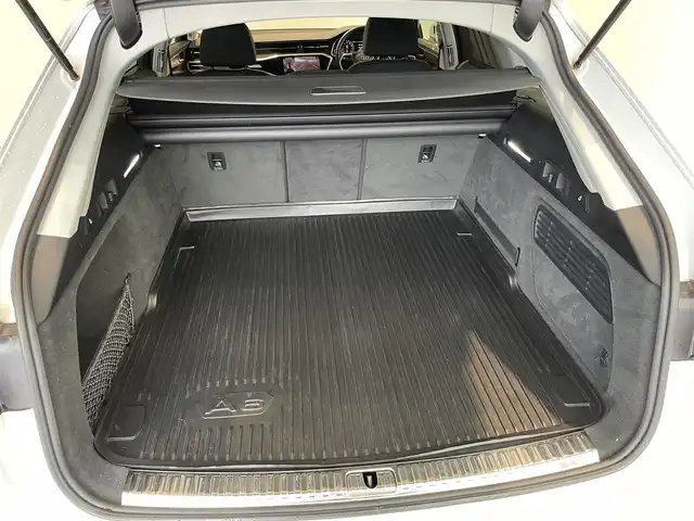 アウディ Ａ６ 55TFSIクワトロ デビューPKG 愛知県 2019(令1)年 5.1万km グレイシアホワイトメタリック アシスタンスＰＫＧ　/マトリクスＬＥＤ　/バーチャルコクピット　/ＭＭＩナビゲーション　/フルセグＴＶ　/３６０度カメラ　/ミラーリング/AppleCarPlay/AndroidAuto　/ＡＣＣ　/ＬＫＡ　/ＢＳＭ　/アンビエントライト　/ドライブレコーダー　/ＥＴＣ/メモリー付パワーシート/シートヒーター/パワーテールゲート/プッシュスタート/アイドリングストップ/ウィンカーミラー