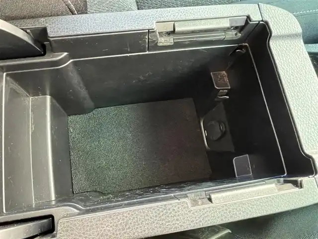 トヨタ ハリアー グランド 宮崎県 2014(平26)年 8万km ダークブラウンM メモリナビ/ワンセグテレビ/アイドリングストップ/ウィンカーミラー/プッシュスタート/ETC/バックカメラ/ドライブレコーダー