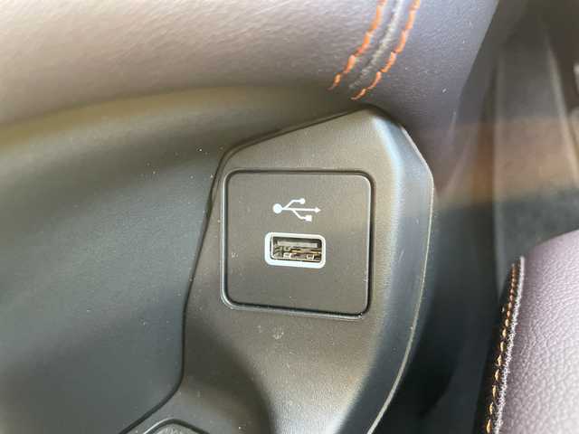 ホンダ ＺＲ－Ｖ ハイブリッド e:HEV Z 石川県 2024(令6)年 1万km プラチナホワイトパール ４ＷＤ　純正９型ナビ　フルセグＴＶ　全方位カメラ　ＬＥＤヘッドライト　ＥＴＣ　革シート　ドラレコ　ＢＯＳＥサウンド　レーダークルーズ　パワーバックドア　ＢＳＭ　ホンダセンシング　純正アルミホイール