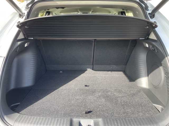 ホンダ ＺＲ－Ｖ ハイブリッド e:HEV Z 石川県 2024(令6)年 1万km プラチナホワイトパール ４ＷＤ　純正９型ナビ　フルセグＴＶ　全方位カメラ　ＬＥＤヘッドライト　ＥＴＣ　革シート　ドラレコ　ＢＯＳＥサウンド　レーダークルーズ　パワーバックドア　ＢＳＭ　ホンダセンシング　純正アルミホイール