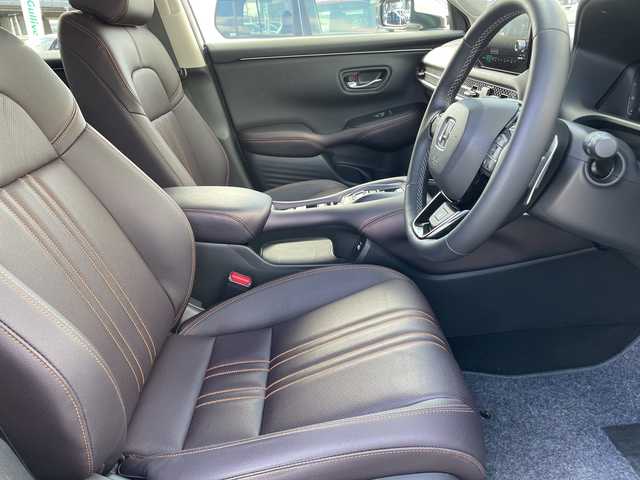 ホンダ ＺＲ－Ｖ ハイブリッド e:HEV Z 石川県 2024(令6)年 1万km プラチナホワイトパール ４ＷＤ　純正９型ナビ　フルセグＴＶ　全方位カメラ　ＬＥＤヘッドライト　ＥＴＣ　革シート　ドラレコ　ＢＯＳＥサウンド　レーダークルーズ　パワーバックドア　ＢＳＭ　ホンダセンシング　純正アルミホイール