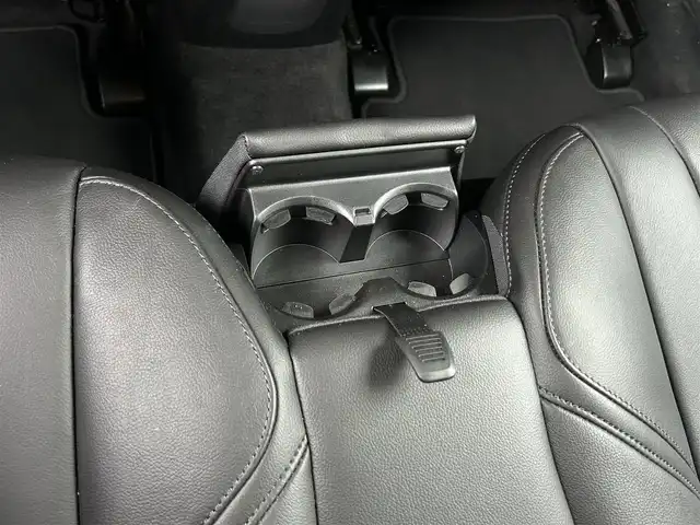 ボルボ Ｖ４０ D4 インスクリプション 茨城県 2018(平30)年 3万km 赤 後期型　/インテリセーフ　/ＡＣＣ　/ＬＫＡ　/ＢＬＩＳ　/Ｂカメラ　/パークセンサー　/黒革　/シートヒーター　/Ｍ付パワーシート　/ナビ　/ＴＶ　/ＢＴ　/ＵＳＢ/ＤＶＤ　/ＬＥＤヘッドライト　/オートライト　/ＥＴＣ　/純正ドラレコ/禁煙車