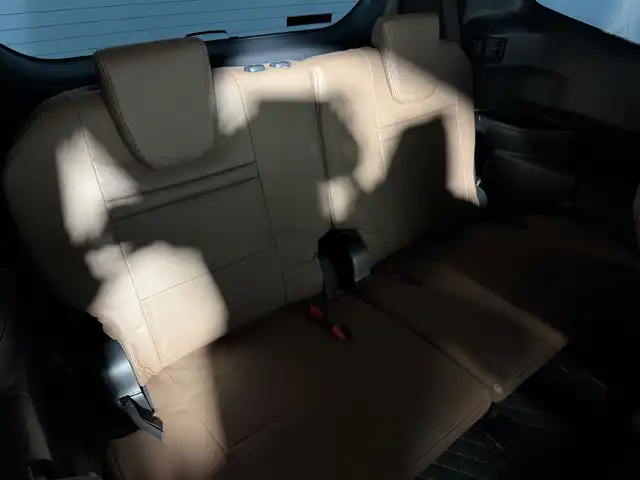 トヨタ ヴォクシー ハイブリッド S－Z 大阪府 2023(令5)年 3.2万km アティチュードブラックマイカ モデリスタエアロ 純正10.5incナビTV バックカメラ フリップダウンモニター シートヒーター レーダークルコン 衝突軽減ブレーキ レーンアシスト オートハイビーム 両側パワースライドドア 100V電源 ETC