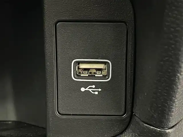 ホンダ ＷＲ－Ｖ Z 福島県 2025(令7)年 0.1万km未満 白 ホンダセンシング/・衝突被害軽減ブレーキ/・レーンキープアシスト/・先行車発進お知らせ機能/・踏み間違え防止機能/・クリアランスソナー/・レーダークルーズコントロール/革巻きステアリング/・ステアリングリモコン/ハーフレザーシート/プッシュスタート/・スマートキー/LEDヘッドライト/・オートライト/・オートマチックハイビーム/・フォグライト/電動格納ウィンカーミラー