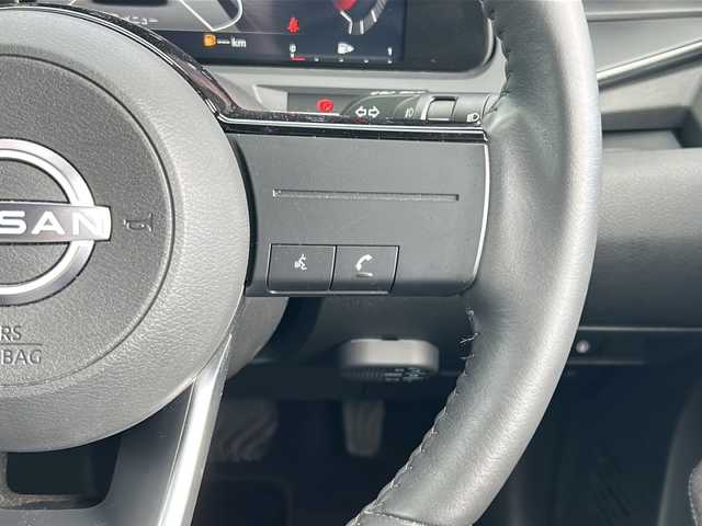 日産 オーラ G FOUR 山形県 2023(令5)年 0.3万km ブリリアントシルバー ４WD/社外ナビ/Bluetooth/フルセグTV/インテリジェントアラウンドビューモニター/インテリジェント エマージェンシーブレーキ/踏み間違い衝突防止アシスト/車線逸脱警報/ふらつき警報/フロント&バックソナー/後側方衝突防止支援システム/後退時車両検知警報/横滑り防止装置/ドライブモードセレクター/ECOモード/EVモード/前席シートヒーター/ステアリングヒーター/ステアリングスイッチ/革巻きステアリング/ハーフレザーシート/ビルトインETC/純正フロアマット/プッシュスタート/LEDヘッドライト/オートライト/フォグランプ/オートマチックハイビーム/スマートキー/スペアキー
