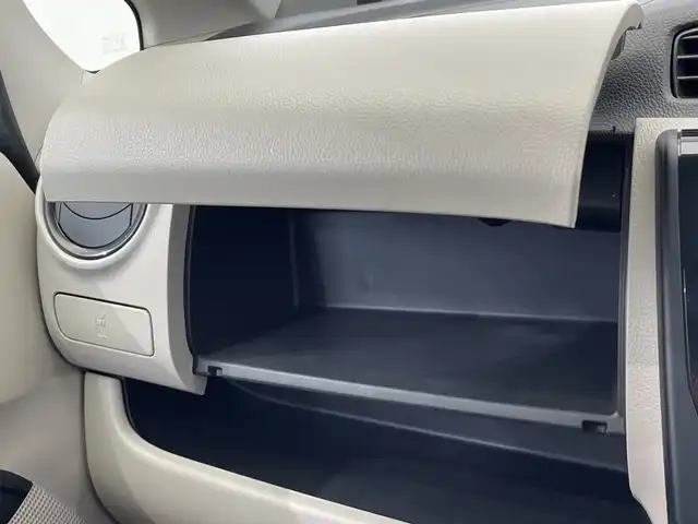 三菱 ｅＫワゴン E 栃木県 2018(平30)年 2.1万km スターリングシルバーM 社外ナビ(CN-E300D)/(ワンセグTV・Bluetooth・CD)/バックカメラ/運転席シートヒーター/禁煙車/フロアマット/ドアバイザー/リモコンキー/スペアキー/ヘッドライトレベライザー/電動格納ミラー