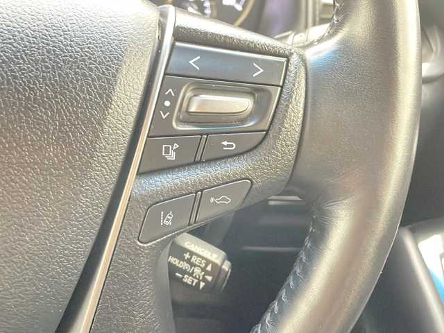 トヨタ アルファードハイブリット エグゼクティブ ラウンジ S 沖縄県 2019(令1)年 5.2万km ブラック 純正10.5型ナビ＋JBLサウンドシステム/　Blu-ray/CD/DVD/SD/USB/BT/フルセグ/パノラミックビューモニター/純正13.3型フリップダウンモニター/デジタルインナーミラー/ビルトインETC2.0 /純正ドライブレコーダー（DRT-H68A）/両側パワースライドドア　/パワーバックドア/トヨタセーフティセンス/ブラインドスポットモニター/リヤクロストラフィックオートブレーキ/インテリジェントクリアランスソナー/本革シート/1・2列目パワーシート/1・2列目シートエアコン・シートヒーター/ステアリングヒーター/純正17インチAW/スペアタイヤ（MOP）/純正フロアマット/プッシュスタート/スマートキ―/スペアキー/保証書・取扱説明書