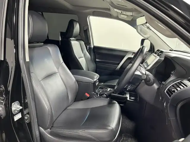 トヨタ ランドクルーザー プラド TX Lパッケージ マットブラED 大阪府 2022(令4)年 2.6万km ブラック サンルーフ 黒革シート ALPINE9incナビTV バックカメラ 後席モニター パワーシート/ヒーター/エアコン レーダークルコン 衝突軽減ブレーキ レーンアシスト オートハイビーム 前後ドライブレコーダー ETC
