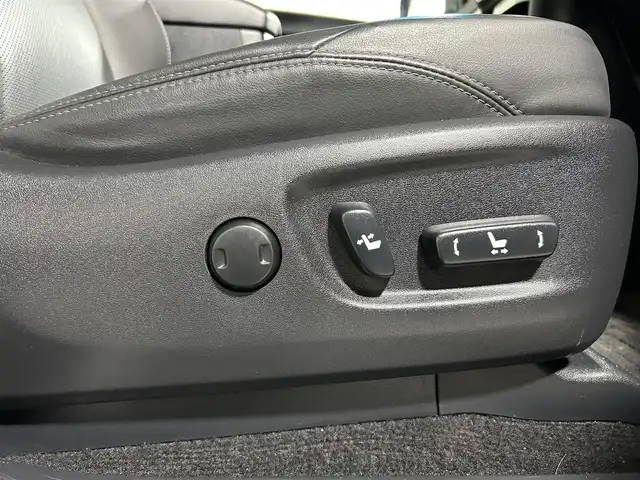 トヨタ ランドクルーザー プラド TX Lパッケージ マットブラED 大阪府 2022(令4)年 2.6万km ブラック サンルーフ 黒革シート ALPINE9incナビTV バックカメラ 後席モニター パワーシート/ヒーター/エアコン レーダークルコン 衝突軽減ブレーキ レーンアシスト オートハイビーム 前後ドライブレコーダー ETC