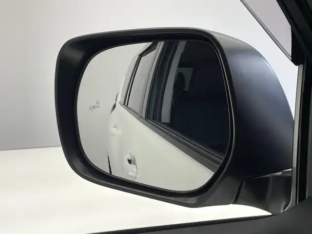 トヨタ ランドクルーザー プラド TX Lパッケージ マットブラED 愛知県 2023(令5)年 1.8万km ホワイトパールクリスタルシャイン 純正メーカー９型ナビ　フルセグＴＶ　Ｂｌｕｅｔｏｏｔｈ　トヨタセーフティーセンス　パノラミックビューモニター　黒革　パワーシート　シートエアコン　レーダークルコン　衝突軽減　ルーフレール　ＥＴＣ2.0　ＬＥＤオートライト　禁煙車