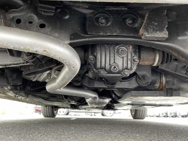 スバル インプレッサ スポーツ 1．6i－Lアイサイト 青森県 2017(平29)年 6.1万km クリスタルホワイトP 4WD/社外メモリナビ/CD・DVD・USB・SD/アイサイトver3/プリクラッシュブレーキ/追従クルーズコントロール/アクティブレーンキープ/サイド・カーテンエアバッグ/電子パーキングブレーキ/前後ドライブレコーダー/オートライト/フォグライト/純正16インチアルミ