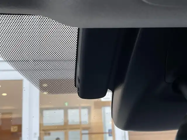 トヨタ プリウス A プレミアム　ツーリングセレ 宮崎県 2018(平30)年 7.5万km グレーメタリック モデリスタエアロパーツ/トヨタセーフティセンス/本革シート/置くだけ充電/9インチメモリナビ/フルセグテレビ/クルーズコントロール/ETC/LEDライト