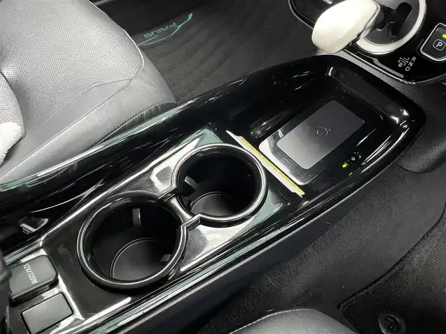 トヨタ プリウス A プレミアム　ツーリングセレ 宮崎県 2018(平30)年 7.5万km グレーメタリック モデリスタエアロパーツ/トヨタセーフティセンス/本革シート/置くだけ充電/9インチメモリナビ/フルセグテレビ/クルーズコントロール/ETC/LEDライト