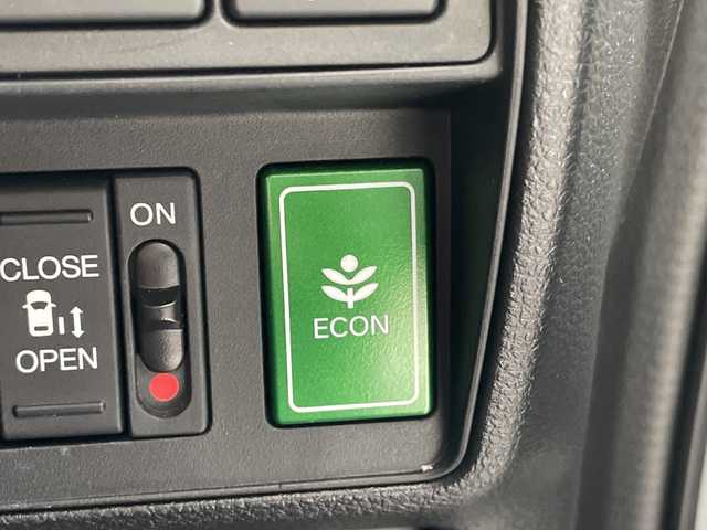 ホンダ オデッセイ アブソルート 愛知県 2021(令3)年 3.8万km プラチナホワイトパール 純正10.5型ナビ/全方位カメラ/両側パワースライドドア/レーダークルーズコントロール/バックカメラ/パワーシート/コーナーセンサー/純正アルミホイール/ETC2.0/LEDヘッドライト/パドルシフト/オートマチックハイビーム/ドライブレコーダー/ステアリングスイッチ/スマートキー/プッシュスタート