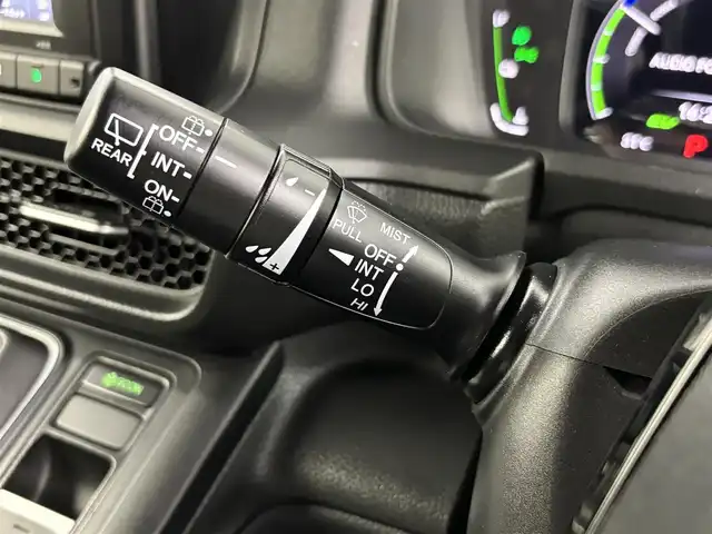 ホンダ ステップワゴン スパーダ eHEV 埼玉県 2023(令5)年 2.2万km クリスタルブラックパール 純正ナビ（Bluetooth/CD/DVD/AM/FM）/フルセグTV/バックカメラ/レーダークルーズコントロール/ブラインドスポットモニター/横滑り防止装置/レーンキープアシスト/盗難防止装置/衝突軽減システム/LEDヘッドライト/パドルシフト/両側パワースライドドア/ETC/ドライブレコーダー/スマートキー