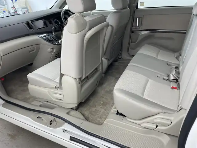 トヨタ アイシス プラタナ リミテッド 兵庫県 2008(平20)年 6.3万km ホワイトパールクリスタルシャイン ・純正ナビ（NHZT-W58）/CD/DVD/TV/MSV/・バックカメラ/・ETC/・両側パワースライドドア/・HIDヘッドライト/・オートライト/・フォグランプ/・純正15インチアルミホイール/・純正フロアマット/・ドアバイザー/・リモコンキー/・スペアキー