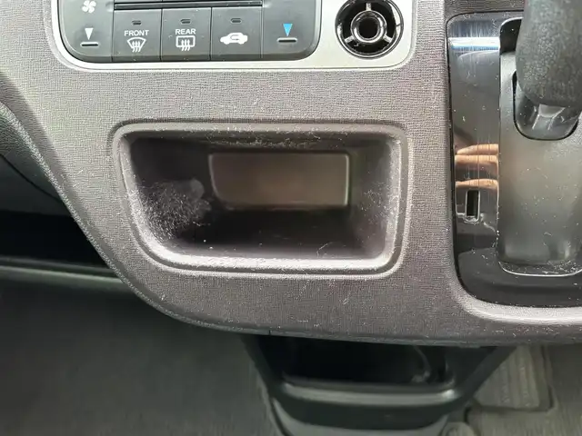 ホンダ Ｎ ＯＮＥ プレミアム ツアラー 福岡県 2014(平26)年 7.4万km ミラノレッド Gathersナビ（BT/フルセグ/DISC/AM/FM）/Bカメラ/クルーズコントロール/LED/オートライト/純正15インチAW/パドルシフト/ステアリングスイッチ/CTBA/横滑り防止装置/盗難防止装置/前方ドライブレコーダー/スマートキー/ETC/保証書