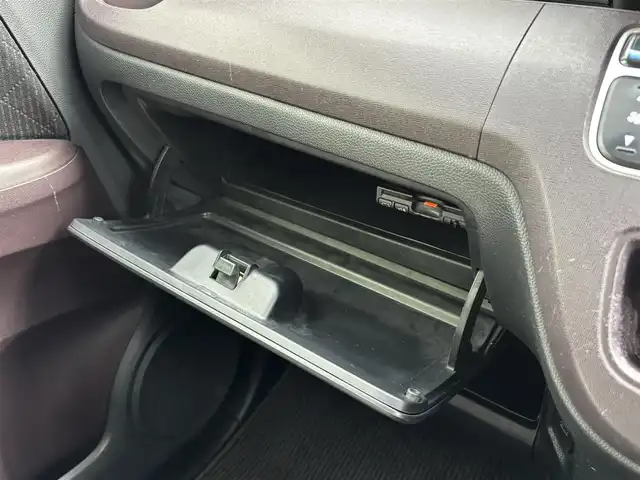 ホンダ Ｎ ＯＮＥ プレミアム ツアラー 福岡県 2014(平26)年 7.4万km ミラノレッド Gathersナビ（BT/フルセグ/DISC/AM/FM）/Bカメラ/クルーズコントロール/LED/オートライト/純正15インチAW/パドルシフト/ステアリングスイッチ/CTBA/横滑り防止装置/盗難防止装置/前方ドライブレコーダー/スマートキー/ETC/保証書