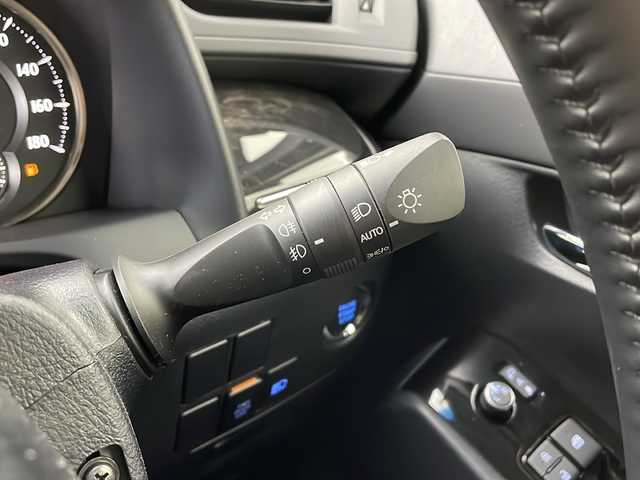 トヨタ アルファード S タイプゴールドⅢ 秋田県 2022(令4)年 3万km ホワイトパールクリスタルシャイン 4WD/ワンオーナー/純正ディスプレイオーディオ/バックカメラ/フリップダウンモニター/デジタルインナーミラー/ドライブレコーダー/ビルトインETC/トヨタセーフティセンス/プリクラッシュセーフティ/レーンキープアシスト/レーダークルコン/前後コーナーセンサー/オートハイビーム/アイドリングストップ/横滑り防止装置/両側パワースライドドア/パワーバックドア/電動パーキングブレーキ/オートブレーキホールド/三眼LEDライト/フォグランプ/ウインカーミラー/本革巻きステアリング/ステアリングリモコン/保証書・取説