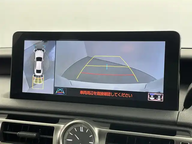 レクサス ＩＳ 300h Fスポーツ 埼玉県 2022(令4)年 2.3万km ホワイトノーヴァガラスフレーク サンルーフ　純正１０．３インチナビ　パノラミックビューモニター　白レザー　ＢＳＭ　メモリシート　シートヒーター　ベンチレーション　レーダークルーズコントロール　ステアリングヒーター　三眼ＬＥＤ　ＴＶ