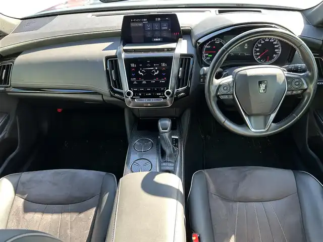 トヨタ クラウン ハイブリッド RS アドバンス 福岡県 2019(令1)年 5.9万km プレシャスガレナ クルーズコントロール/パーキングアシスト/レーンキープアシスト/SOSコール/LEDヘッドライト/ハイビームアシスト/純正HDDナビ/フルセグTV/Bluetoothオーディオ/全方位カメラ/ETC2.0/運転席・助手席パワーシート/運転席・助手席シートヒーター/ドライブレコーダー前後/純正アルミホイール