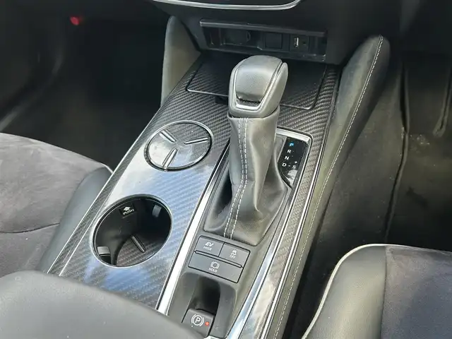 トヨタ クラウン ハイブリッド RS アドバンス 広島県 2019(令1)年 5.9万km プレシャスガレナ 純正メモリナビ/レーダークルーズコントロール/パーキングアシスト/レーンキープアシスト/ブラインドスポットモニター/LEDヘッドライト/ハイビームアシスト/フルセグTV/Bluetoothオーディオ/全方位カメラ/ETC2.0/運転席・助手席パワーシート/運転席・助手席シートヒーター/ドライブレコーダー前後/純正18インチアルミホイール/ハーフレザ―シート/自動防眩インナーミラー/雨滴感応型ワイパー/バックモニター