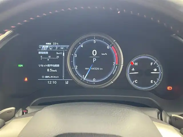 レクサス ＲＸ 300 Fスポーツ 兵庫県 2019(令1)年 4.5万km グラファイトブラックガラスフレーク ・12.3インチナビ/CD/DVD/Blu-ray /Bluetooth/USB/TV/Miracast/・パノラミックビューモニター/・ビルトインETC2.0/・AC100V電源/・Lexus Safety System +/・プリクラッシュセーフティ/・レーントレーシングアシスト/・オートマチックハイビーム/・アダプティブハイビームシステム/・レーダークルーズコントロール（全車速追従機能付）/・ロードサインアシスト/・先行車発進告知機能/・ブラインドスポットモニター/・パーキングサポートブレーキ/・パーキングサポートアラート/・クリアランスソナー/・3眼LEDヘッドライト/・ヘッドアップディスプレイ/・パワーバックドア/・本革シート/・前席パワーシート/・前席シートヒーター/・前席ベンチレーション/・ステアリングヒーター/・パドルシフト/・スマートキー/・純正20インチアルミホイール/・nanoe/・フロアマット