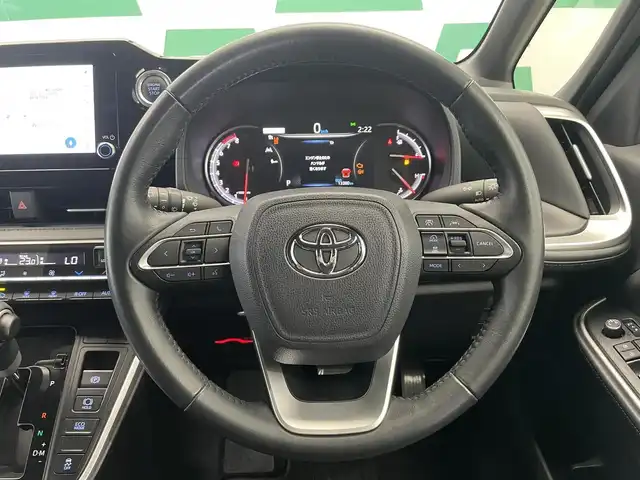 トヨタ ヴォクシー S－Z 鹿児島県 2022(令4)年 1.4万km ホワイトパールクリスタルシャイン 純正ディスプレイオーディオ/BT/AppleCarPlay/AndroidAuto/バックカメラ/プロジェクター式LEDヘッドランプ/トヨタセーフティセンス/パーキングサポートブレーキ/コーナーセンサー/両側パワースライドドア/電動パーキングブレーキ/オートブレーキホールド/ハーフレザーシート/前席シートヒーター/ETC/純正17インチアルミホイール/フロアマット/ドアバイザー
