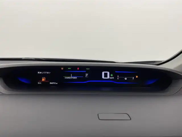 ホンダ ステップワゴン スパーダ ハイブリッド G EX ホンダセンシング 熊本県 2018(平30)年 6.7万km モダンスティールM 純正９インチナビVXM-187VFNi（ＣＤ・ＤＶＤ・フルセグ・ＢＴ・ＳＤ・ＵＳＢ）/バックカメラ　/社外前方ドライブレコーダー　/ビルトインＥＴＣ　/両側パワースライドドア　/前席シートヒーター　/ホンダセンシング/・衝突軽減ブレーキ/・アダブティブクルーズコントロール/・オートハイビーム/・先行車発進お知らせ機能/・路外逸脱制御/・レーンキープアシスト/・標識認識機能/横滑り防止/電動パーキング/ブレーキホールド/ハーフレザーシート/純正フロアマット/純正16インチAW/オートライト/LEDヘッドライト/フォグランプ/スマートキー/プッシュスタート/保証書