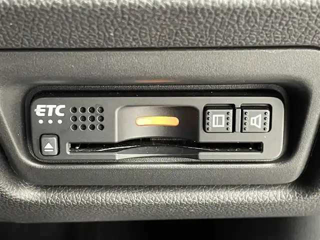 ホンダ ステップワゴン スパーダ ハイブリッド G EX ホンダセンシング 熊本県 2018(平30)年 6.7万km モダンスティールM 純正９インチナビVXM-187VFNi（ＣＤ・ＤＶＤ・フルセグ・ＢＴ・ＳＤ・ＵＳＢ）/バックカメラ　/社外前方ドライブレコーダー　/ビルトインＥＴＣ　/両側パワースライドドア　/前席シートヒーター　/ホンダセンシング/・衝突軽減ブレーキ/・アダブティブクルーズコントロール/・オートハイビーム/・先行車発進お知らせ機能/・路外逸脱制御/・レーンキープアシスト/・標識認識機能/横滑り防止/電動パーキング/ブレーキホールド/ハーフレザーシート/純正フロアマット/純正16インチAW/オートライト/LEDヘッドライト/フォグランプ/スマートキー/プッシュスタート/保証書