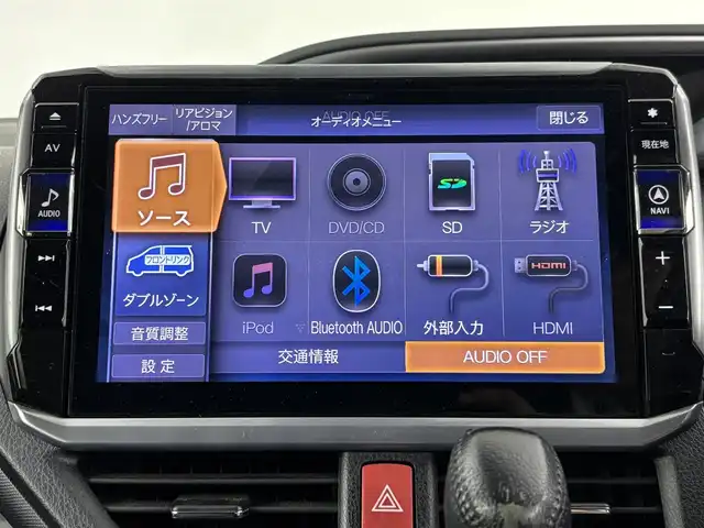 トヨタ ヴォクシー ZS 煌Ⅱ 埼玉県 2020(令2)年 2.8万km ホワイトパールクリスタルシャイン 10型ALPINEナビ/（AM/FM/CD/DVD/BT/フルTV/HDMI）/12。8型フリップモニター/バックカメラ/トヨタセーフティーセンス/・プリクラッシュセーフティ/・レーンディパーチャーアラート/・オートハイビーム/・ロードサインアシスト/両側パワースライドドア/社外前後ドラレコ/ビルトインETC/LEDライト/純正アルミホイール/スペア1本