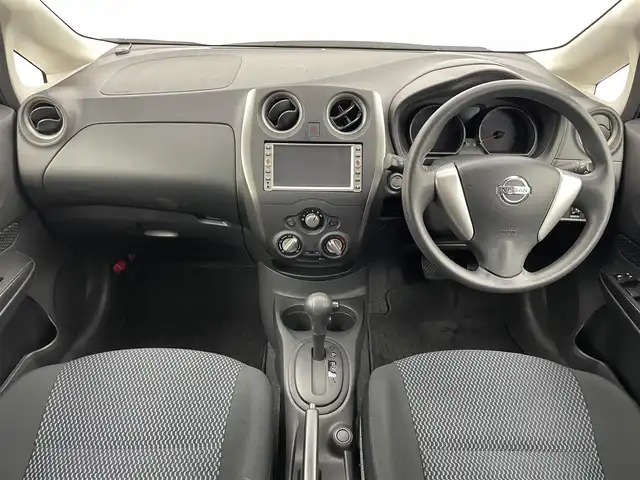 日産 ノート X 富山県 2015(平27)年 5.7万km 黒 純正ナビ/ワンセグTV/バックカメラ/衝突軽減ブレーキ/横滑り防止装置/ABS/ETC/社外AW付サマータイヤ車載/前方ドライブレコーダー/鉄チンホイール/ハロゲンヘッドライト/スマートキー/スペアキー1本/プッシュスタート/取扱説明書/保証書