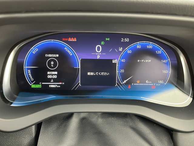 トヨタ ハリアー ハイブリッド Z レザーパッケージ 茨城県 2023(令5)年 2万km プラチナホワイトパールマイカ 12.3インチ純正ナビ付ディスプレイオーディオ/・FM/AM/フルセグTV/Bluetooth/・AppleCarPlay/AndroidAuto/・アラウンドビュー/・JBLサウンド/BSM/前後コーナーセンサー/ビルドインETC/ドライブレコーダー/本革レザーシート/追従型クルーズコントロール/ステアリングヒーター/パワーシート（D+N席）/シートベンチレーション（D+N席）/シートヒーター（D+N席）/デジタルインナーミラー/パワバックドア/純正アルミホイール/純正フロアマット/スペアキー/AAC/衝突被害軽減ブレーキ/レーンキープアシスト/横滑り防止機能