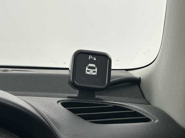 スズキ スイフト スポーツ セーフティPKG 愛知県 2018(平30)年 4.5万km ピュアホワイトP 純正８インチナビ（AM/FM/地デジ/BT/CD/DVD）/全方位カメラ/D席シートヒーター/衝突軽減ブレーキ/レーンキープアシスト/横滑り防止機能/クリアランスソナー/レーダークルーズコントロール/パドルシフト/ビルトインETC/純正17インチアルミホイール/LEDヘッドライト/フォグランプ/前後コーナーセンサー/ドアバイザー/純正ドライブレコーダー/スマートキー/プッシュスタート/スペアキー/電格ミラー