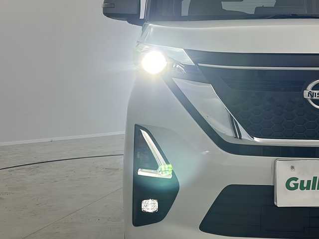 日産 ルークス HWS X プロパイロットED 茨城県 2020(令2)年 2.5万km チタニウムグレーM/シルキーホワイト エマージェンシーブレーキ/プロパイロット/純正9インチSDナビ/　　CD/DVD/BT/フルセグ/360°カメラ/両側パワースライドドア/レーダークルーズコントロール/LEDオートライト/ハーフレザーシート/純正14インチアルミホイール/ステアリングスイッチ/USBポート/スマートキー2本/禁煙車